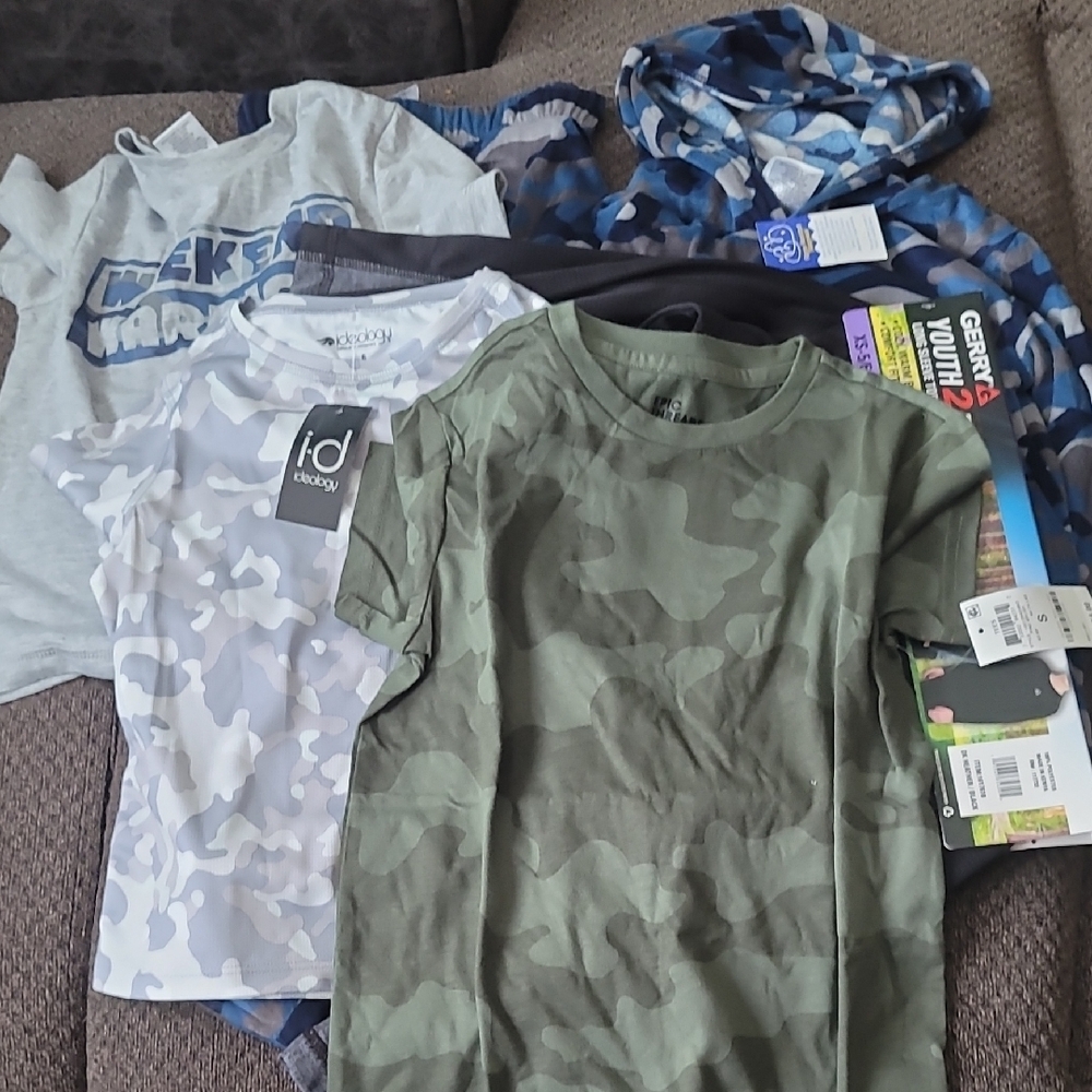 Size 6/small Boys All New With Tags. Tees/long Sleeve Shirts/ Pajama Set.